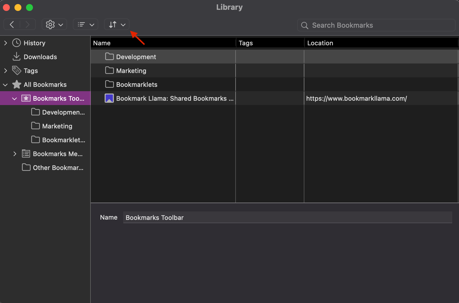 Screenshot of the Firefox bookmarks manager, with an arrow pointing to the import and export bookmarks menu.